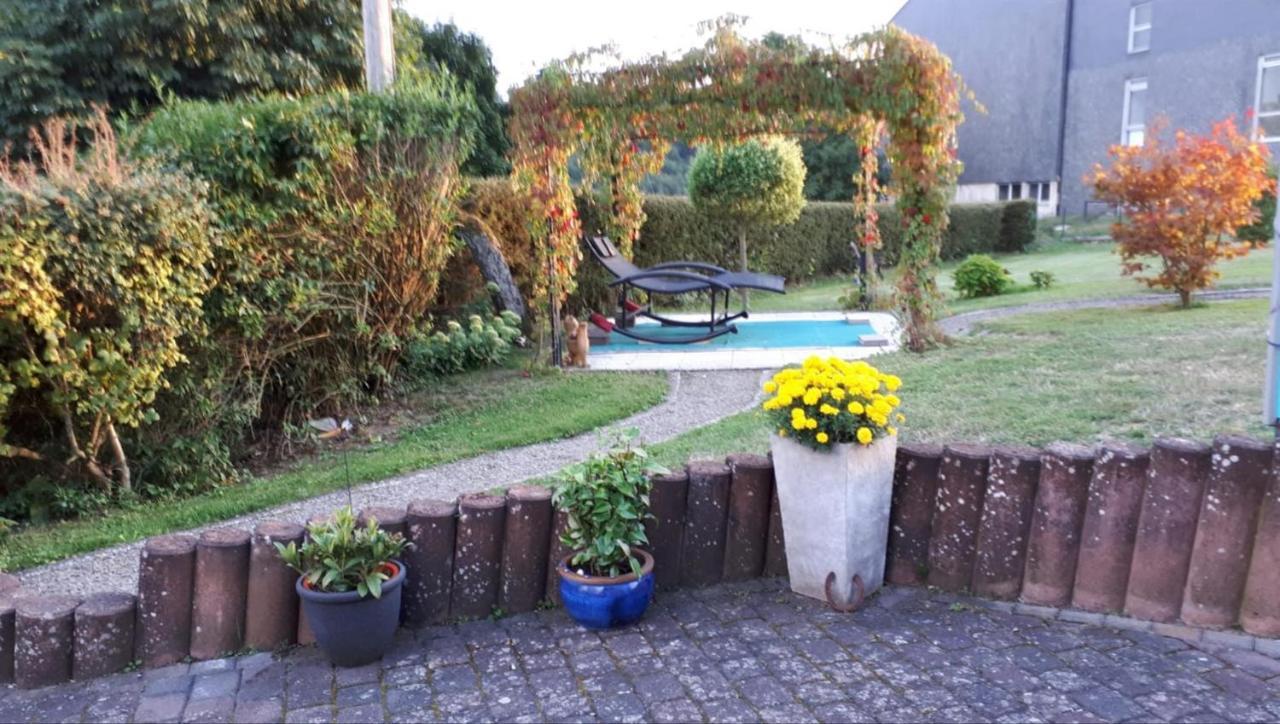 Ferienwohnung Auszeit Waxweiler المظهر الخارجي الصورة
